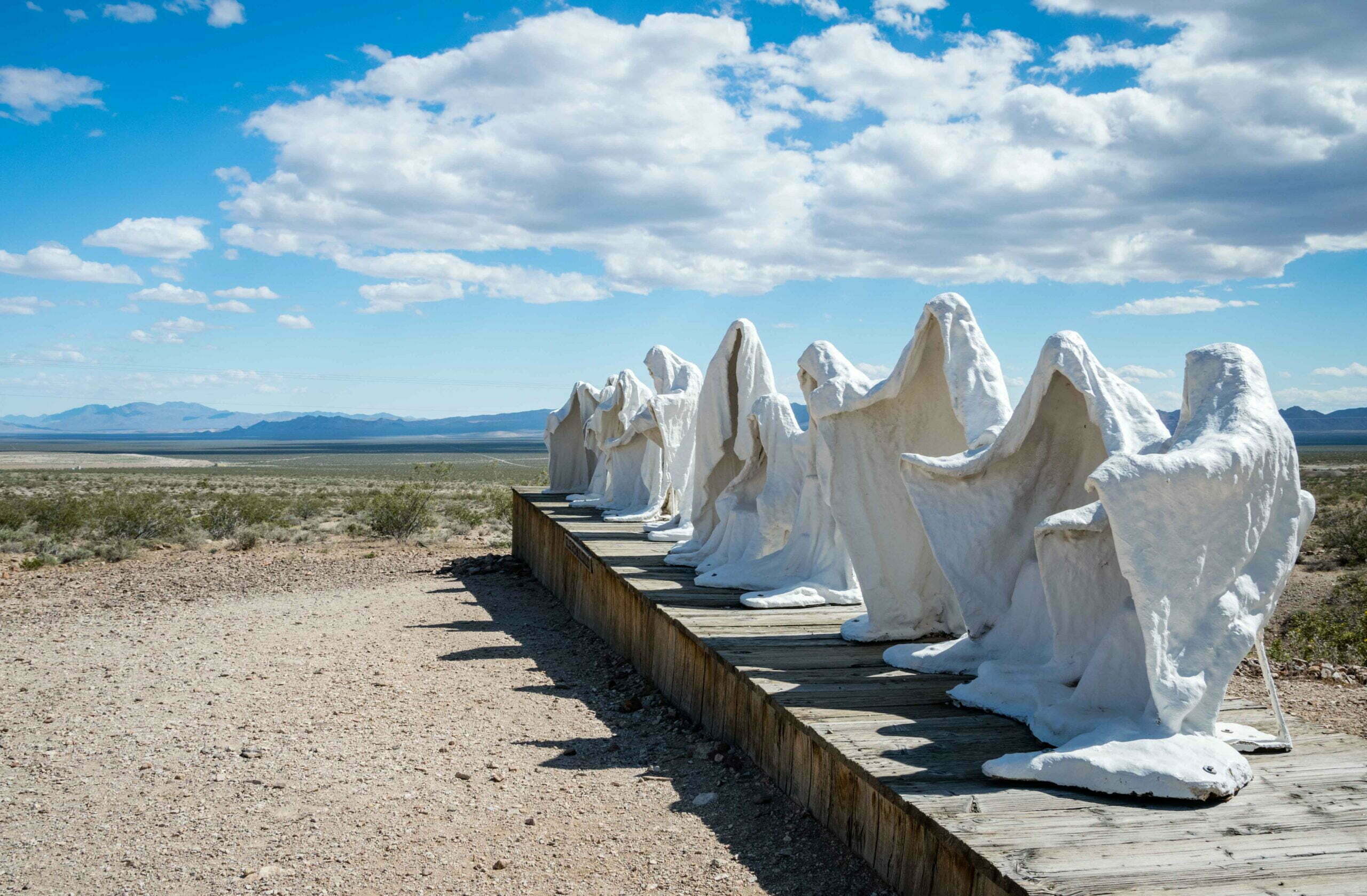 Al momento stai visualizzando Rhyolite da città fantasma a museo a cielo aperto