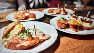 Scopri di più sull'articolo Mangiare a Valencia: i 5 piatti imperdibili