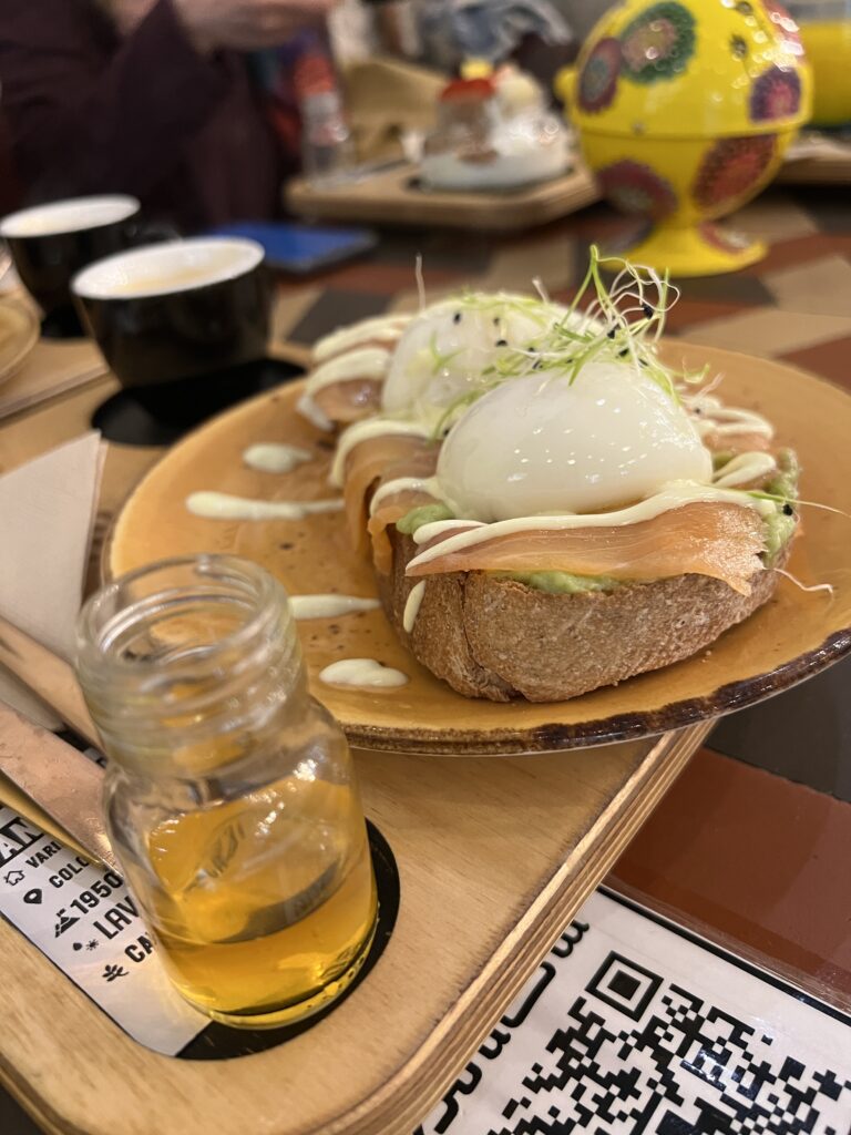 Salmon Benedict al Madness Café - Alicante