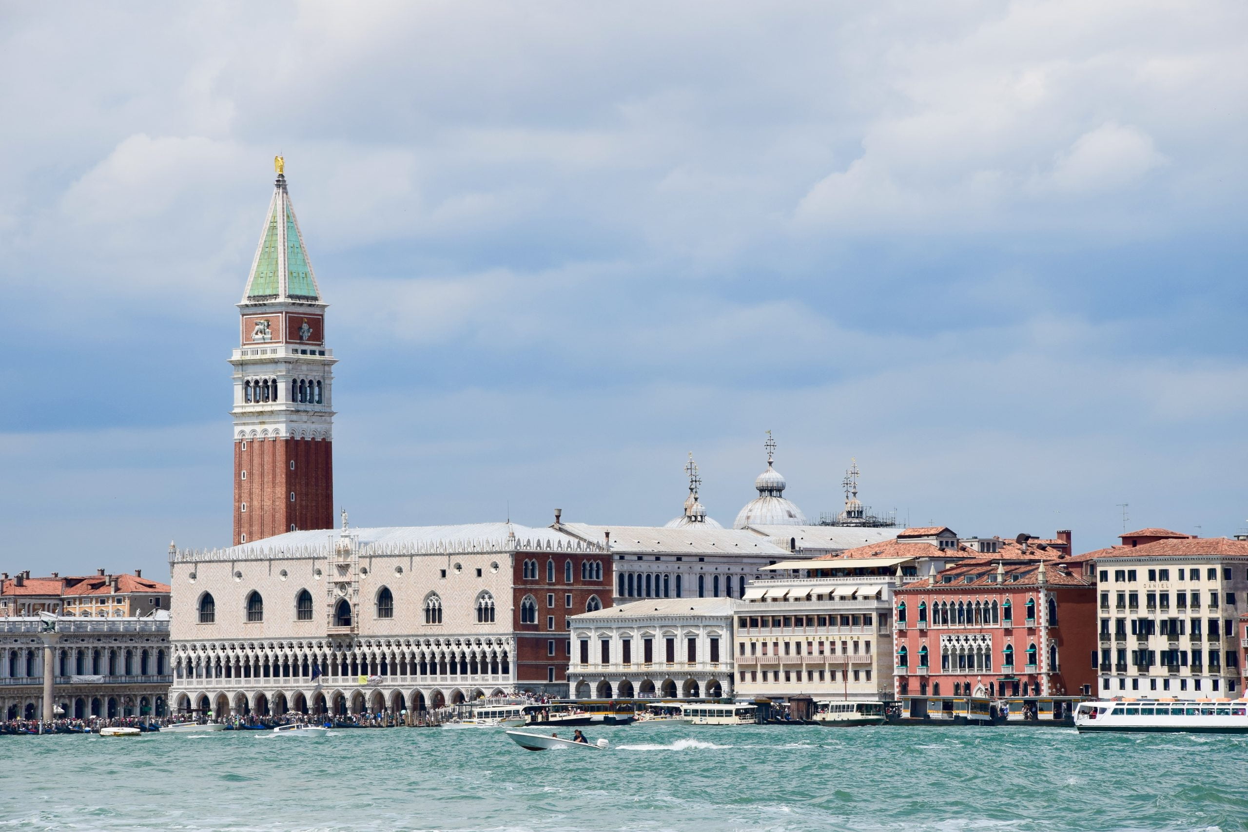Scopri di più sull'articolo Venezia nel mondo: quali sono le città simili e le principali imitazioni