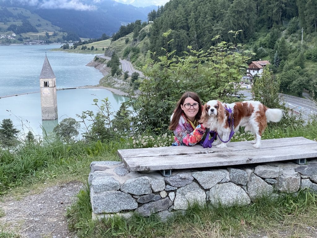 Vista del lago di Resia dalla chiesetta di Sant' Anna